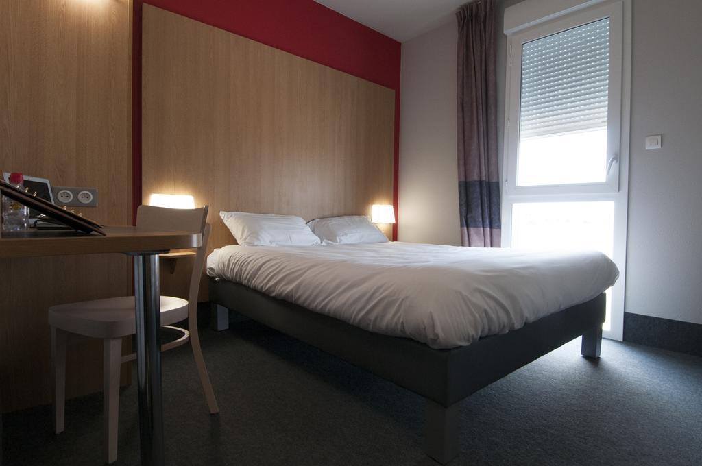 B&B Hotel La Rochelle Beaulieu Puilboreau Exteriör bild